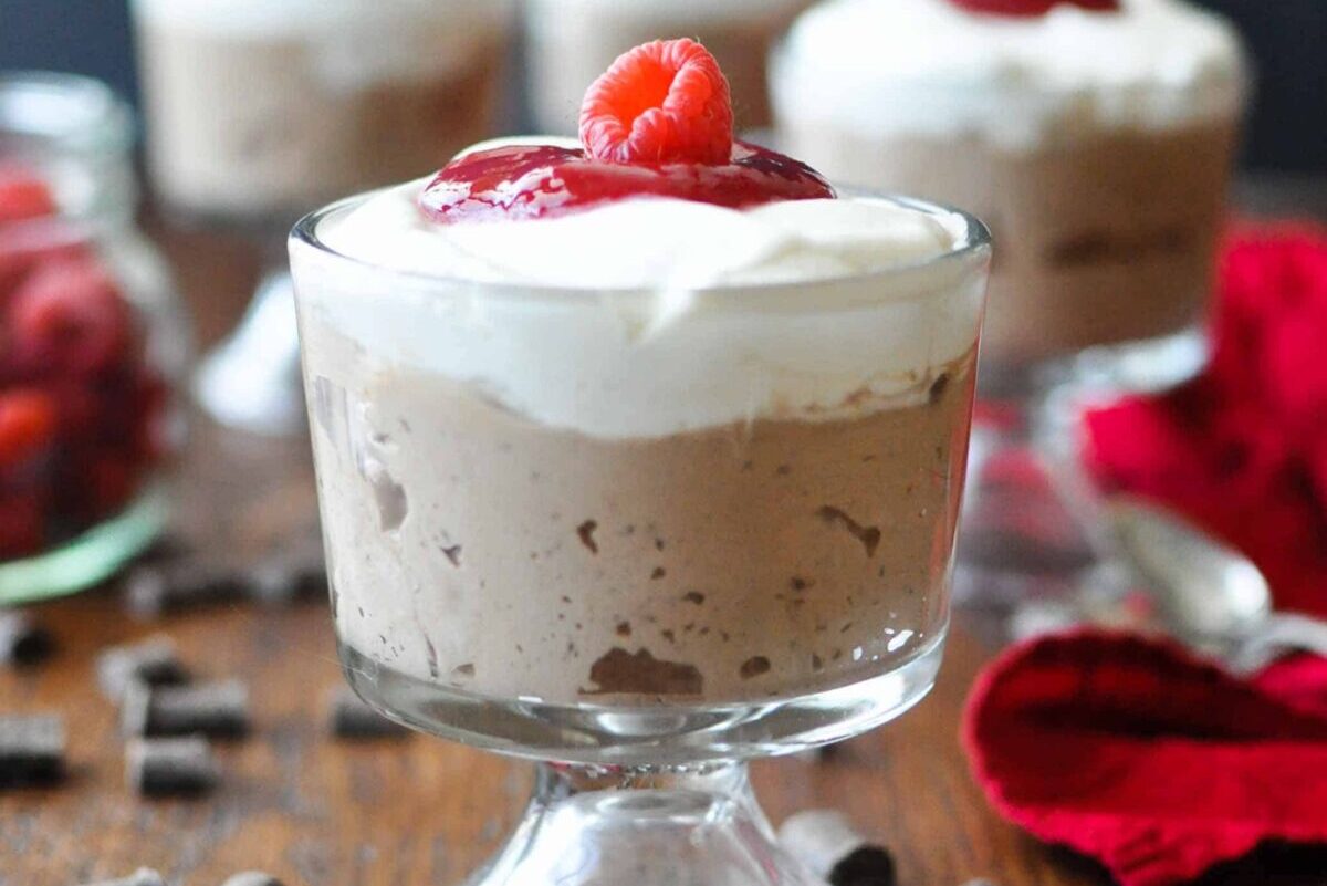Egg-free Mousse With Berry Compote